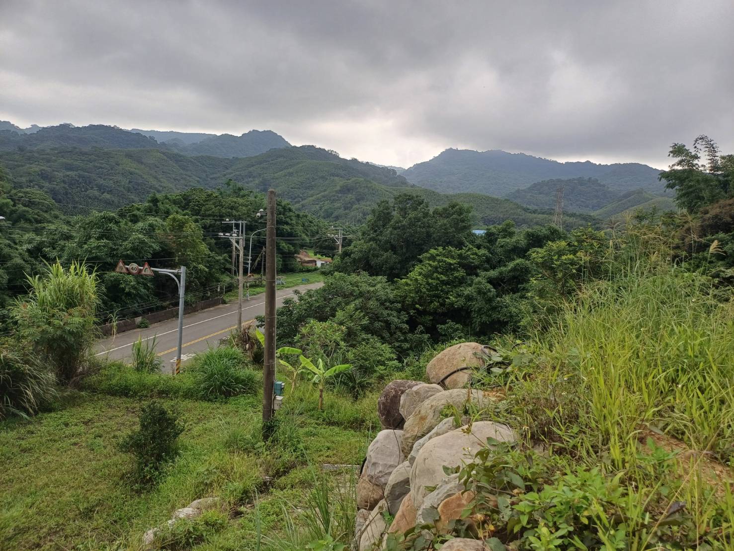 苗栗銅鑼三堆高原異域